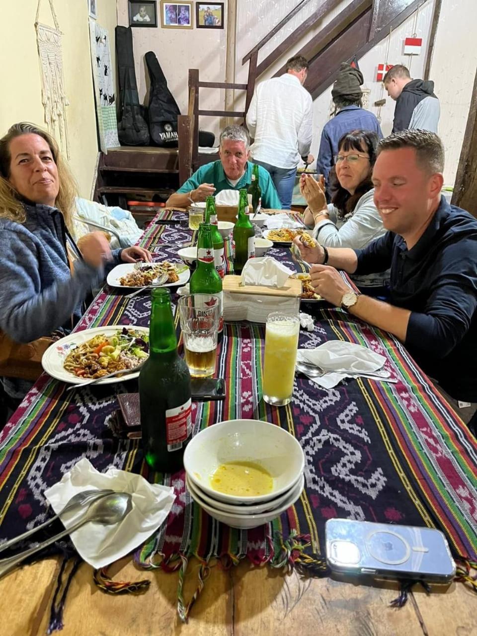 Smiley'S Homestay Berastagi Esterno foto