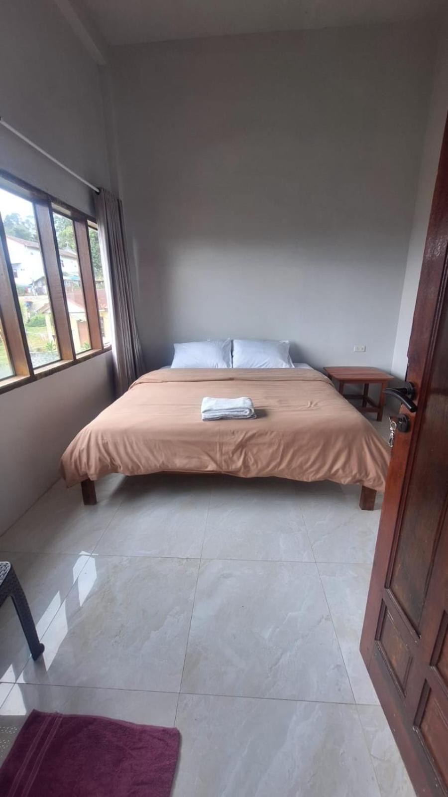 Smiley'S Homestay Berastagi Esterno foto